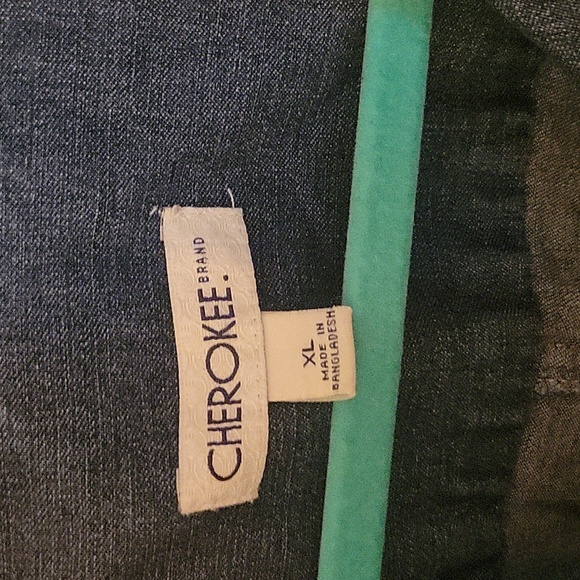 Cherokee Jean jacket - Picture 2 of 3